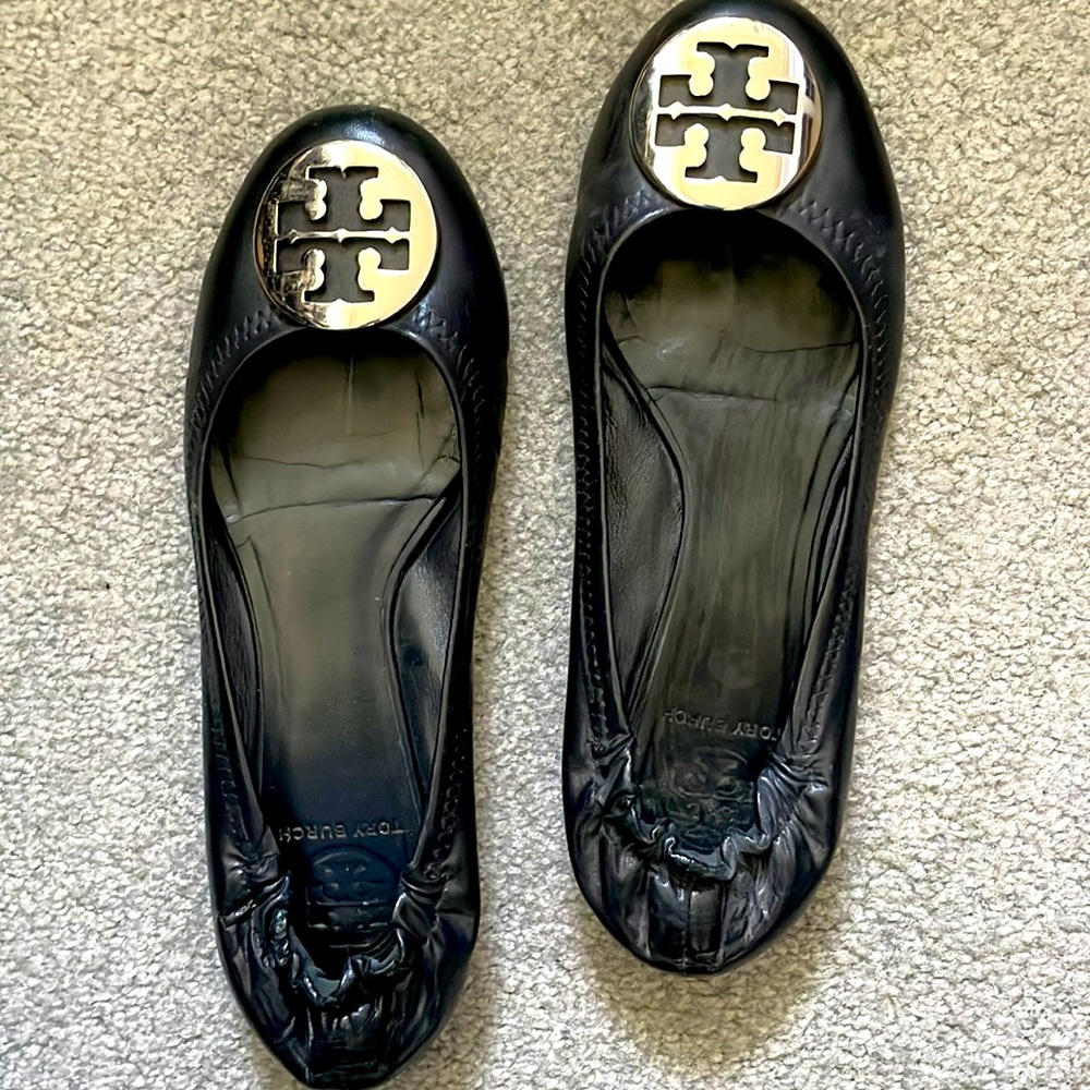 Tory Burch Reva black flats / 8 M